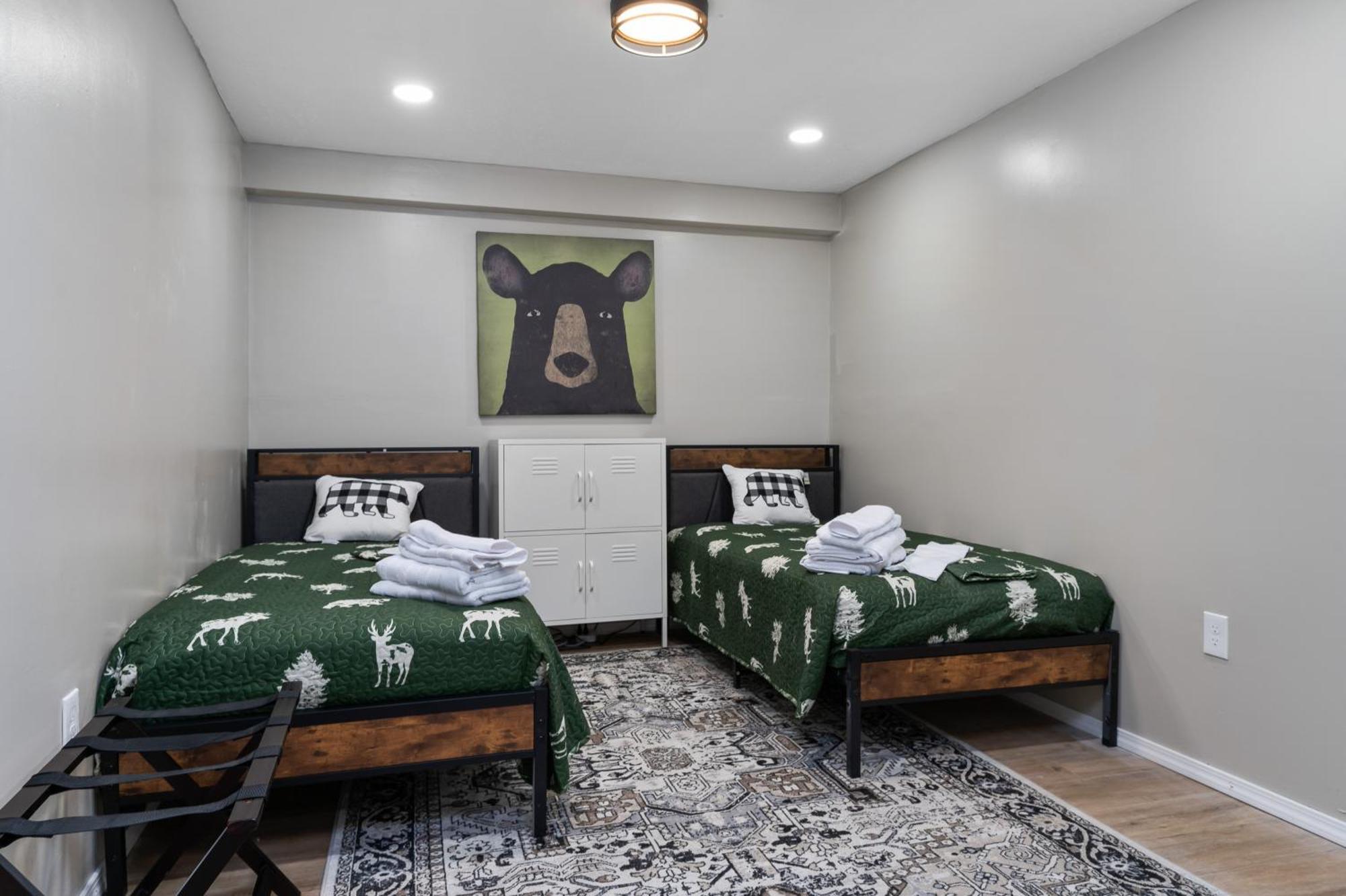Spacious Cabin Near Hocking Hills And Caves With Hot Tub And Firepit Laurelville Екстер'єр фото