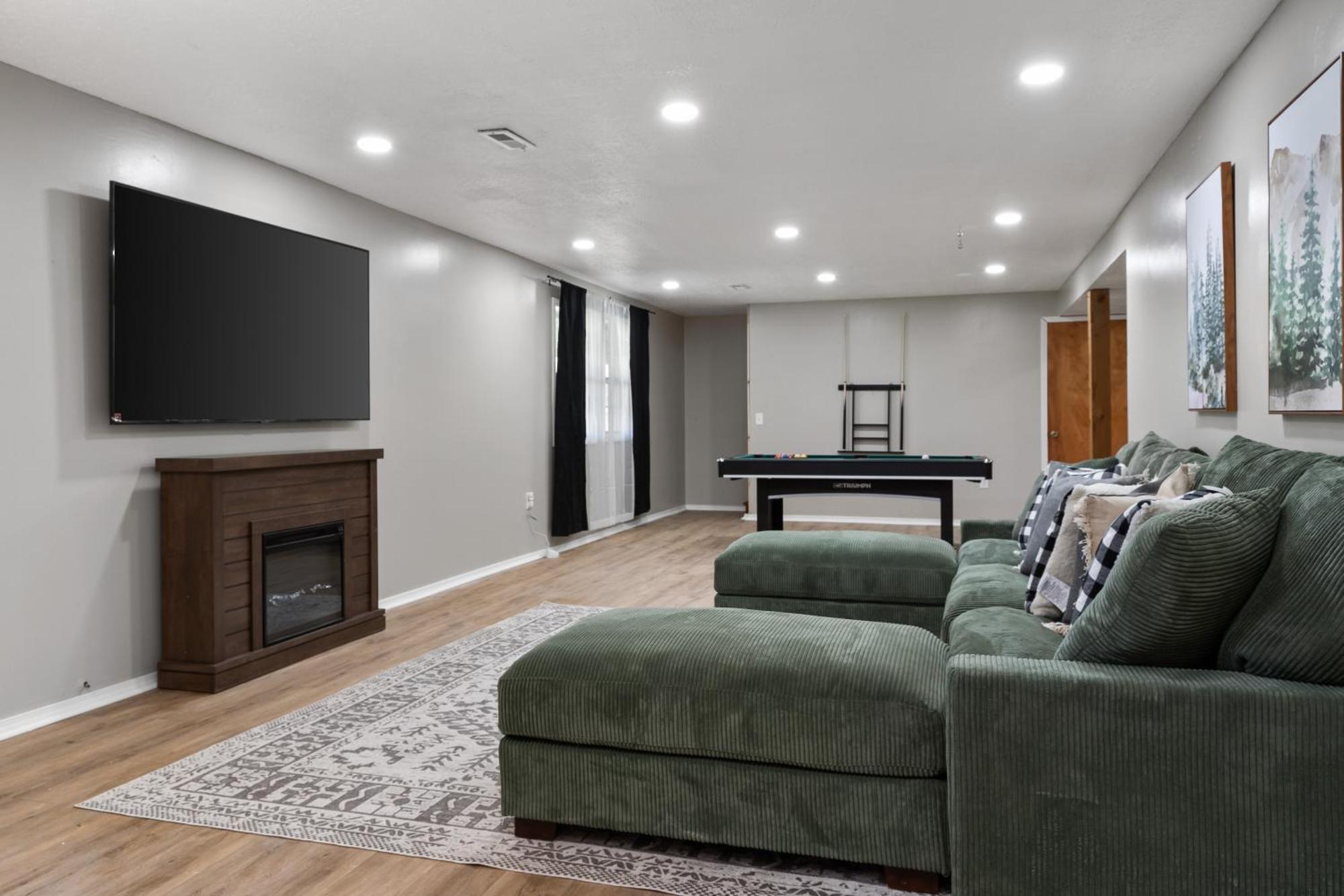 Spacious Cabin Near Hocking Hills And Caves With Hot Tub And Firepit Laurelville Екстер'єр фото